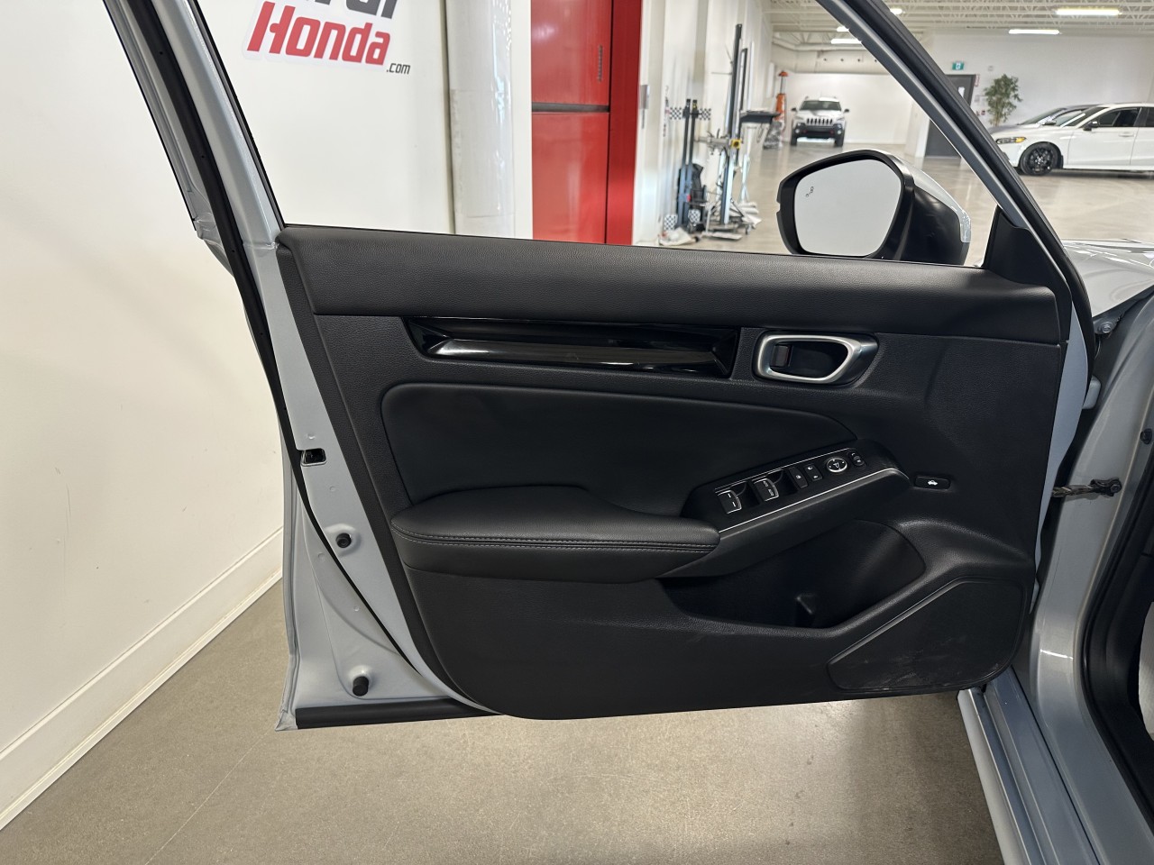 2022 Honda Civic - Image 11