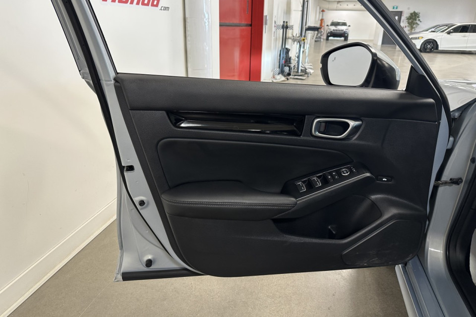 2022 Honda Civic - Image 11