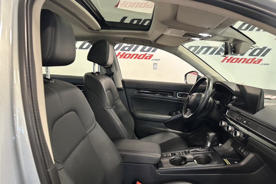 2022 Honda Civic - Image 24