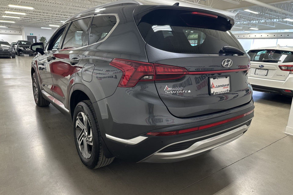 2021 Hyundai Santa Fe - Image 10
