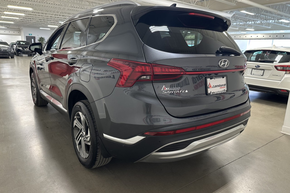 2021 Hyundai Santa Fe - Image 11