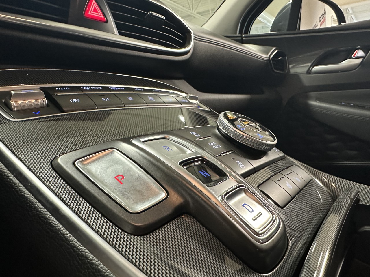 2021 Hyundai Santa Fe - Image 21