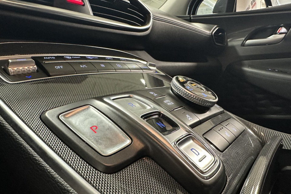 2021 Hyundai Santa Fe - Image 21