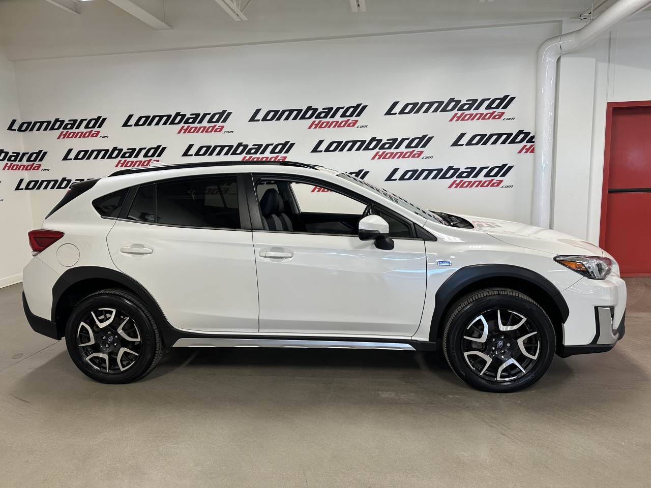 2020 Subaru Crosstrek - Image 2
