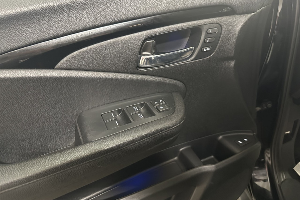 2022 Honda Pilot - Image 10