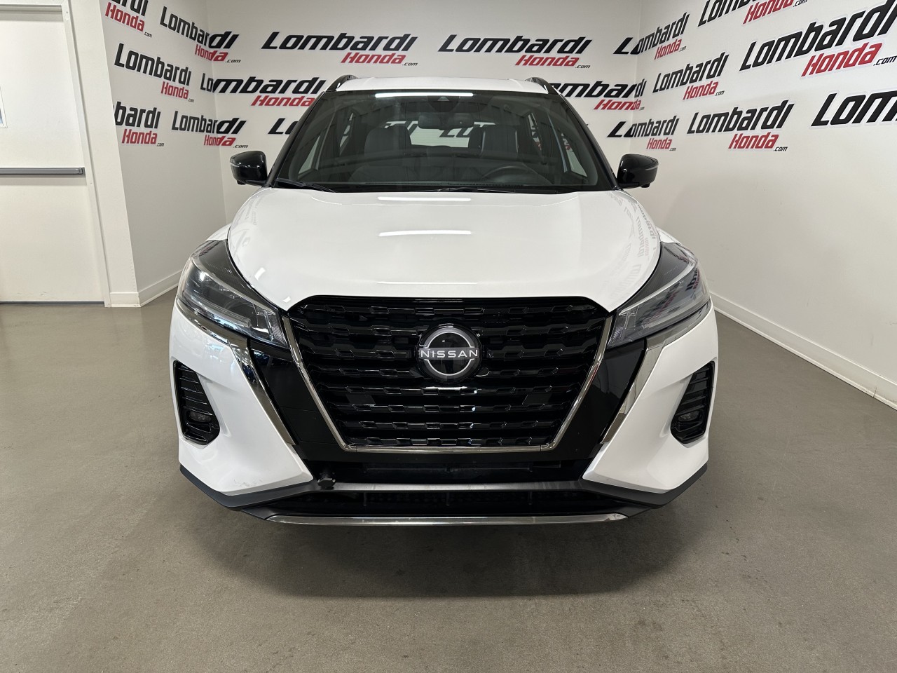 2023 Nissan Kicks - Image 8