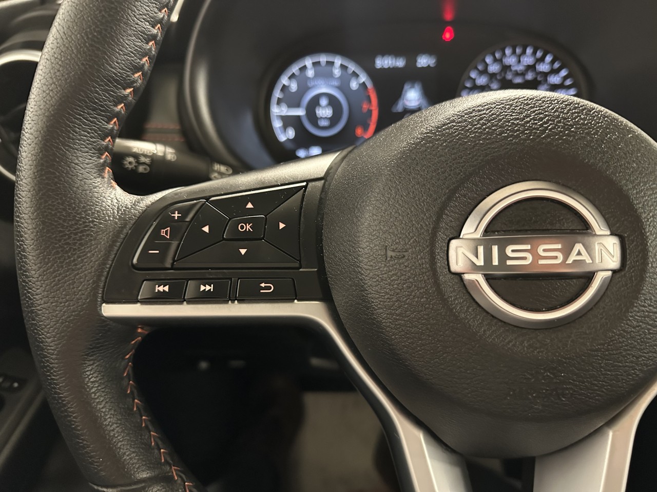 2023 Nissan Kicks - Image 10