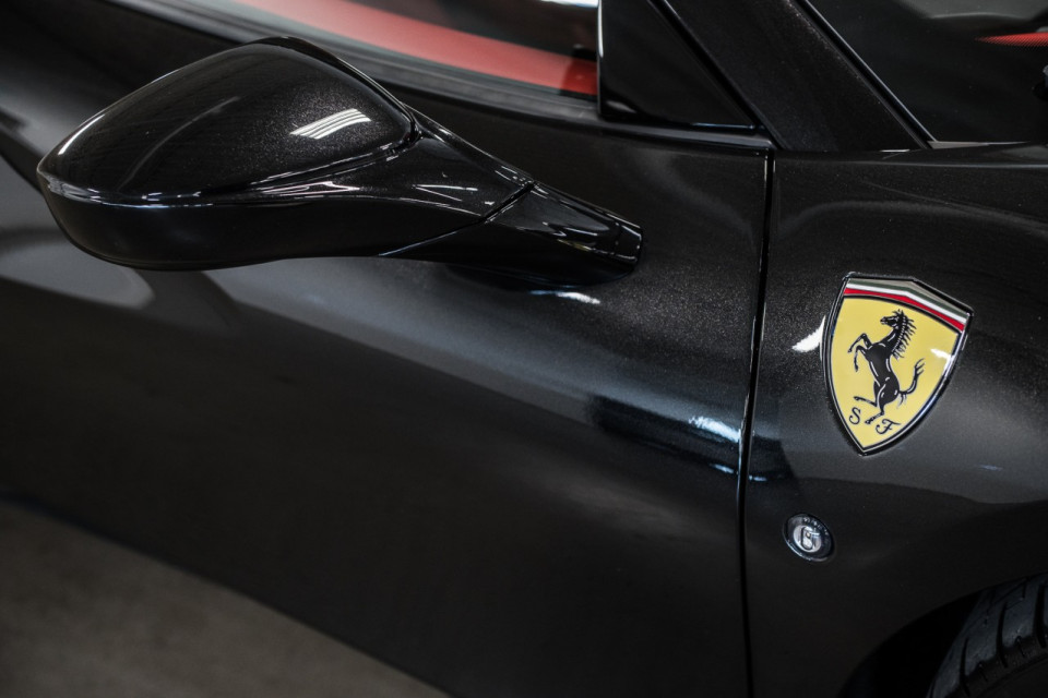 2021 Ferrari F8 Spider - Image 7