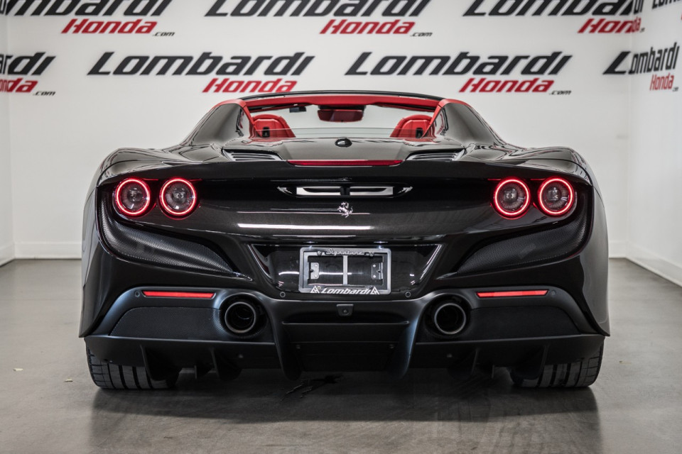 2021 Ferrari F8 Spider - Image 10