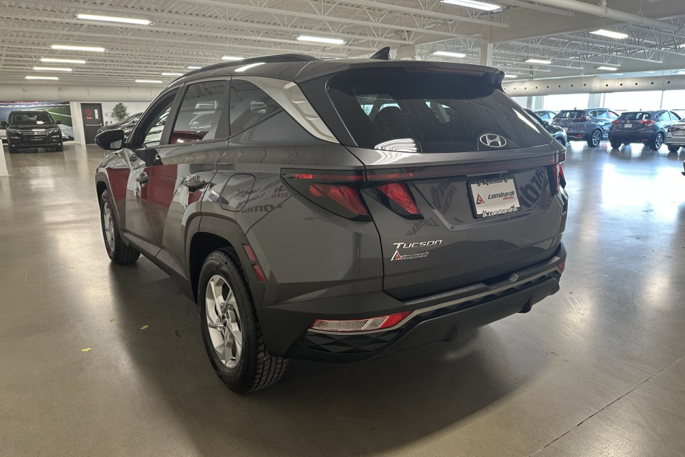 2022 Hyundai Tucson - Image 11