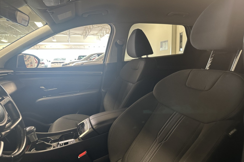 2022 Hyundai Tucson - Image 13