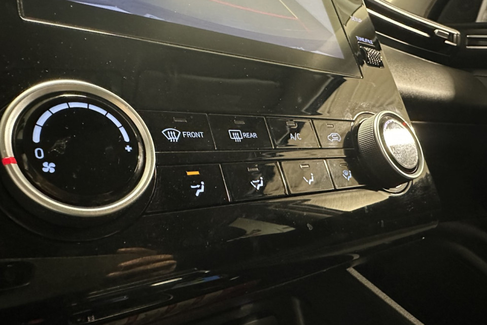 2022 Hyundai Tucson - Image 18