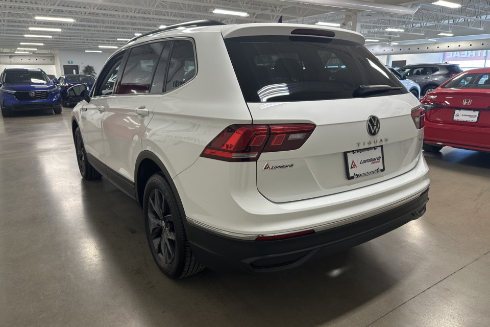 2022 Volkswagen Tiguan - Image 11
