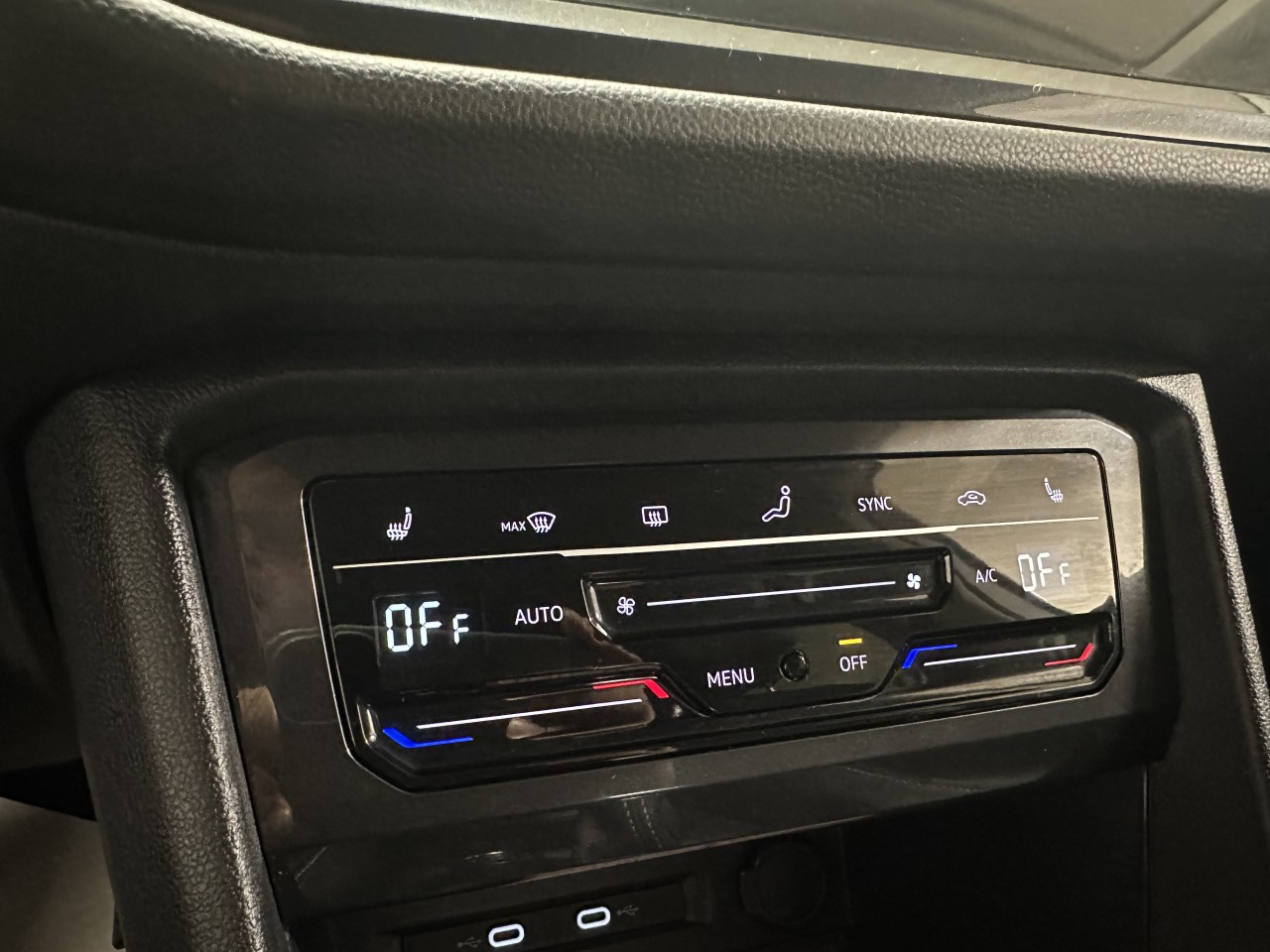 2022 Volkswagen Tiguan - Image 17