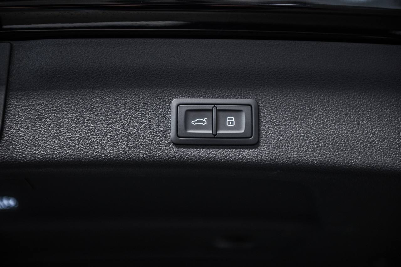 2024 Audi RS6 - Image 11