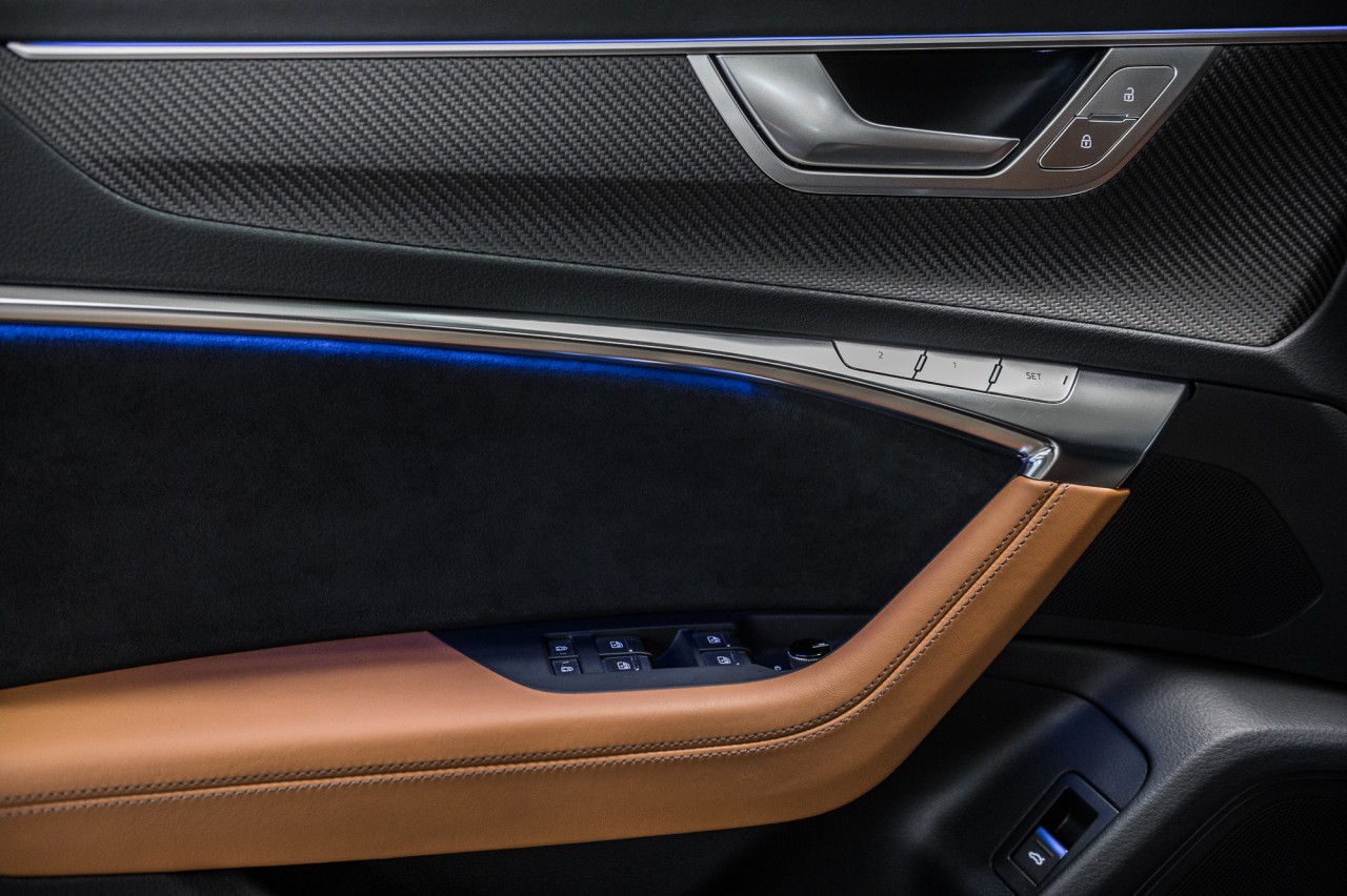 2024 Audi RS6 - Image 13