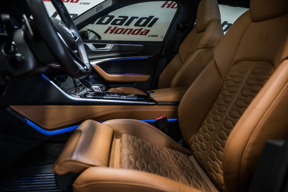 2024 Audi RS6 - Image 14