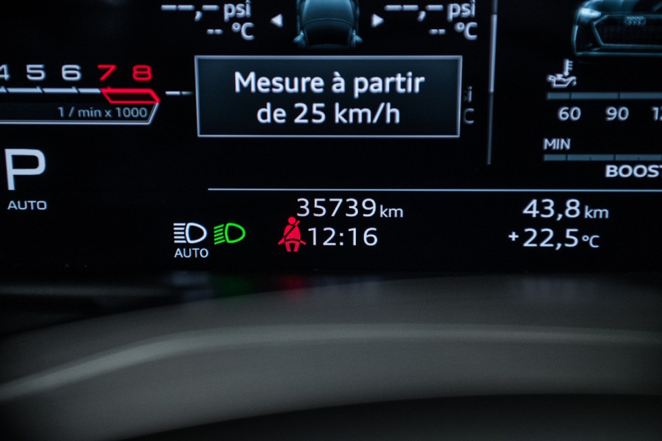 2024 Audi RS6 - Image 19