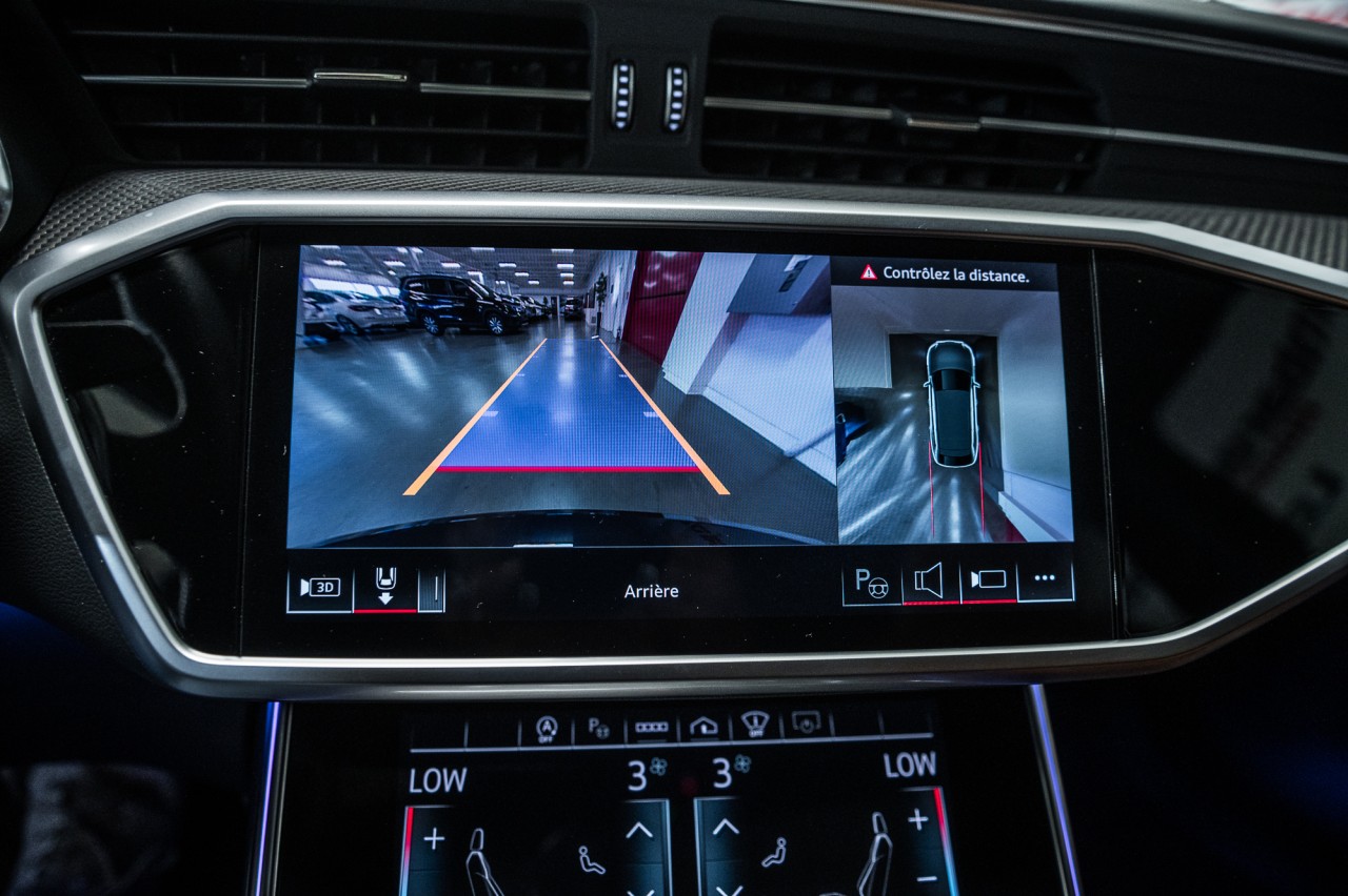 2024 Audi RS6 - Image 21