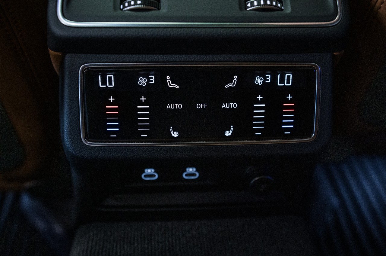 2024 Audi RS6 - Image 28