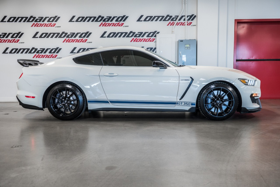 2020 Ford Mustang - Image 5