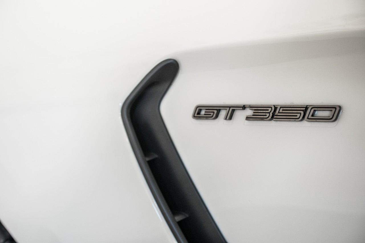 2020 Ford Mustang - Image 11