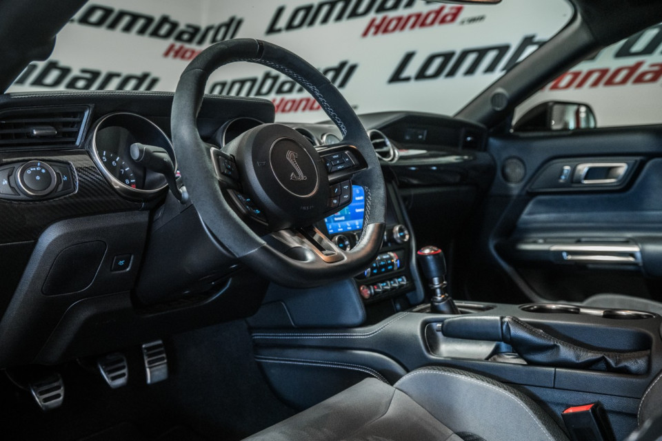 2020 Ford Mustang - Image 15