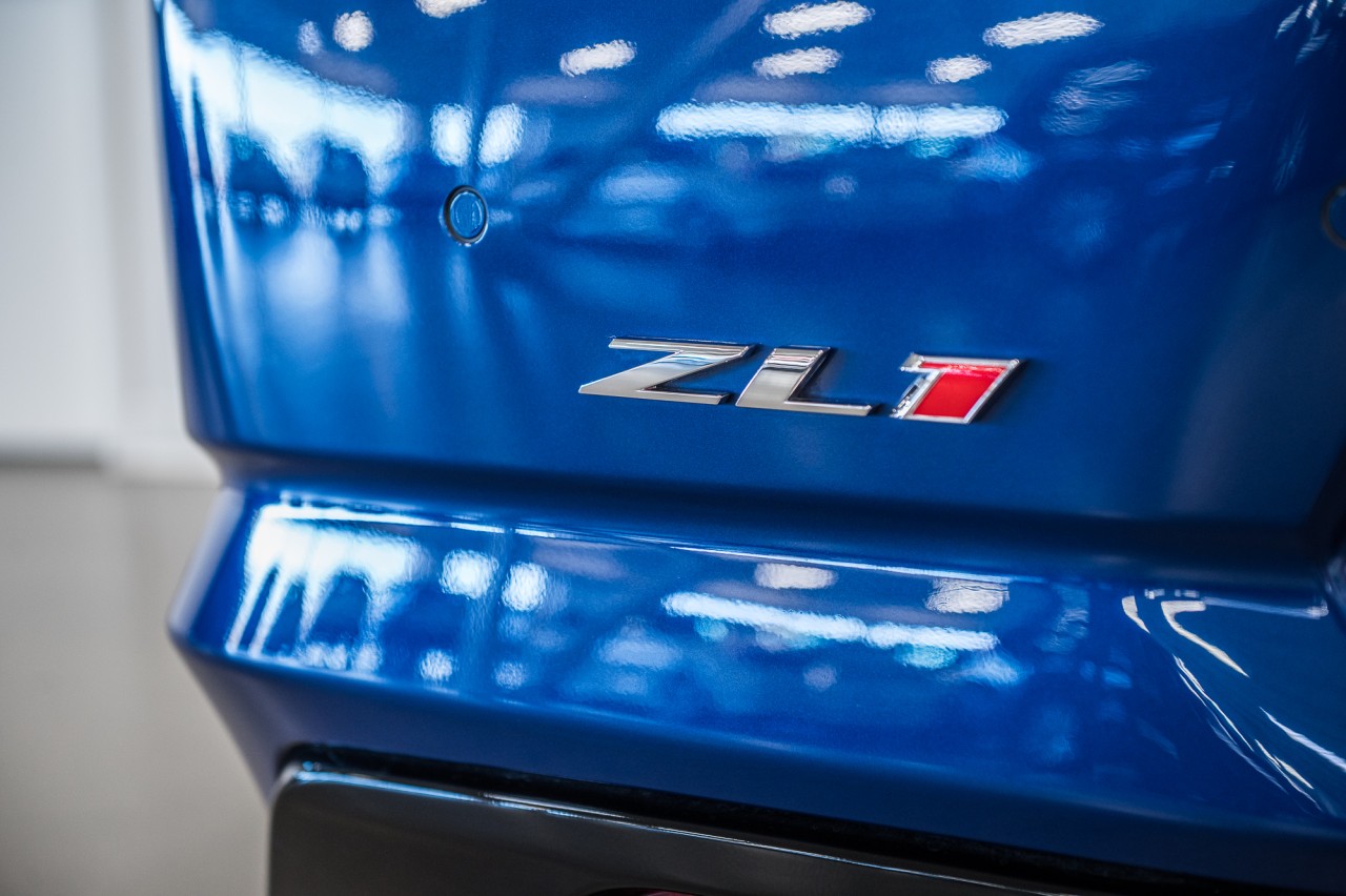 2021 Chevrolet Camaro - Image 10