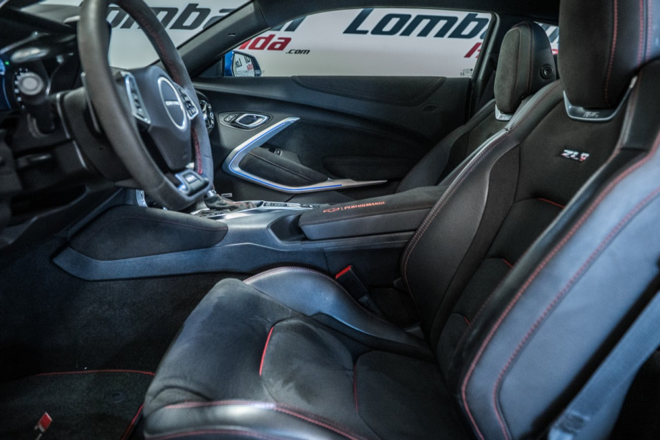 2021 Chevrolet Camaro - Image 14