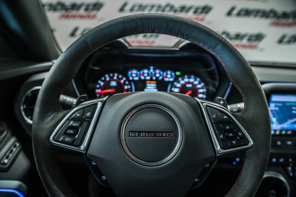2021 Chevrolet Camaro - Image 16