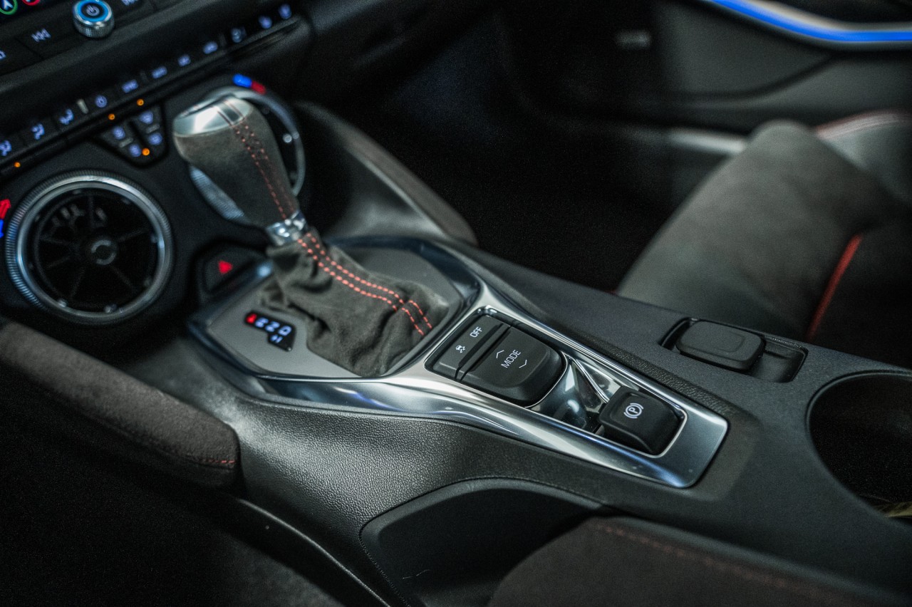 2021 Chevrolet Camaro - Image 25