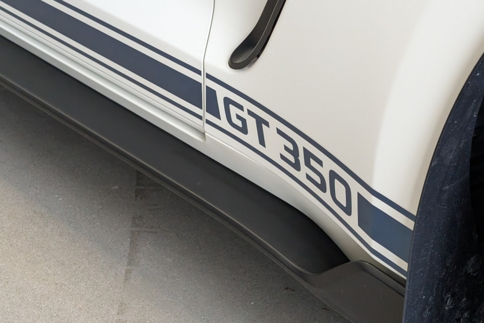 2020 Ford Mustang - Image 35