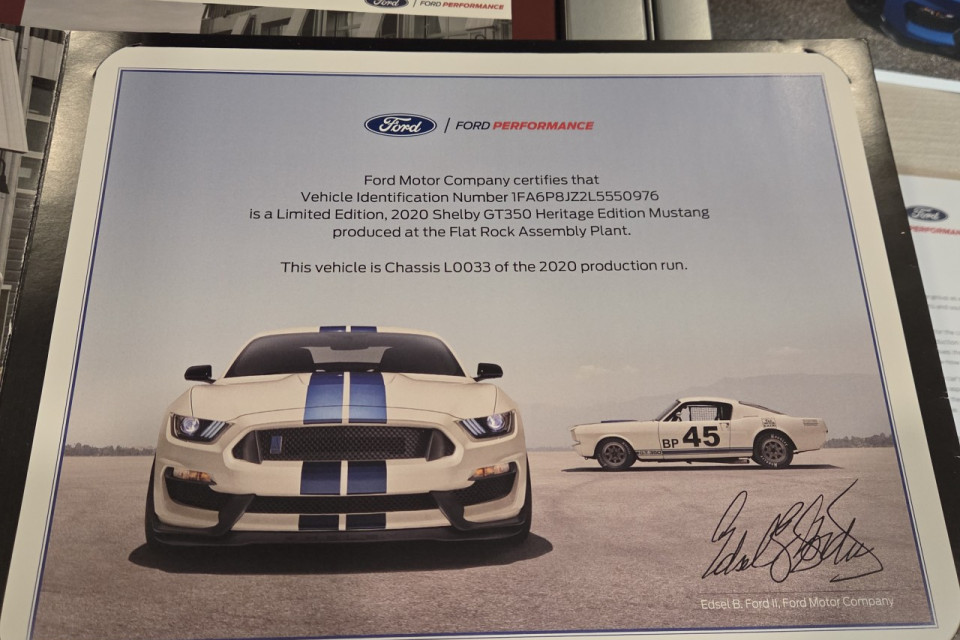 2020 Ford Mustang - Image 41