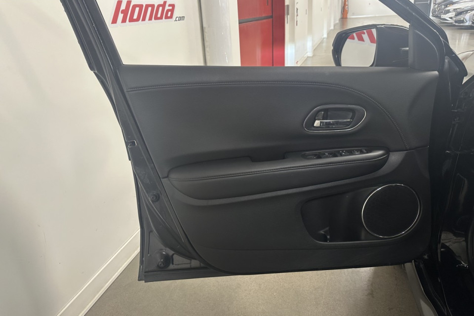 2022 Honda HR-V - Image 9