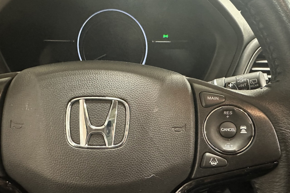 2022 Honda HR-V - Image 13