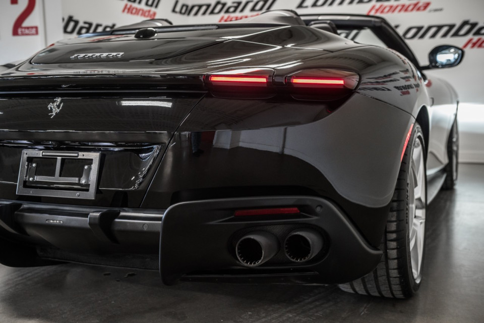 2025 Ferrari Roma - Image 14