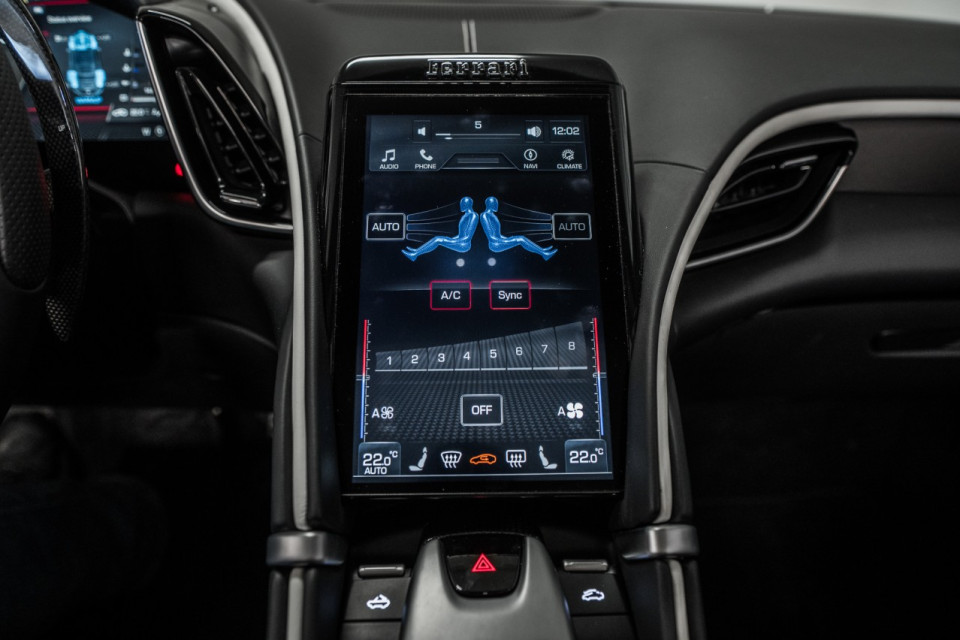 2025 Ferrari Roma - Image 30