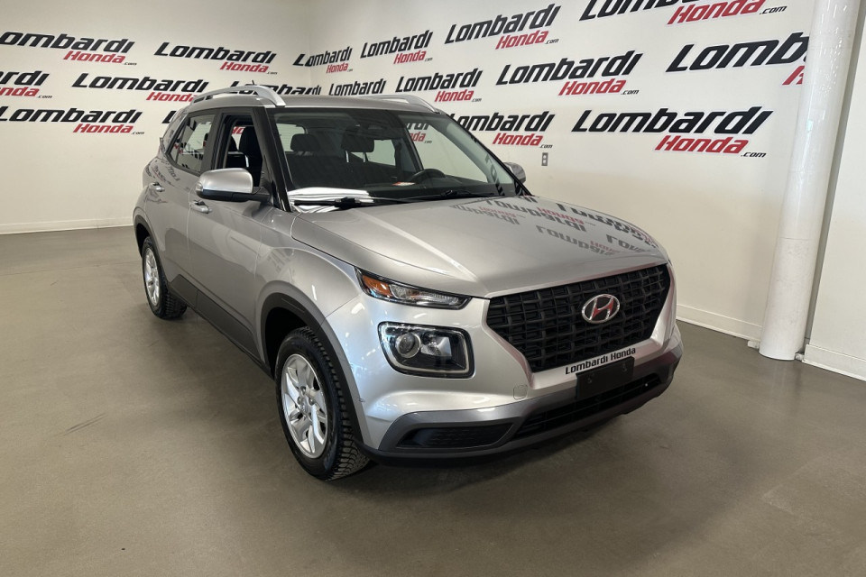 2023 Hyundai Venue - Image 9