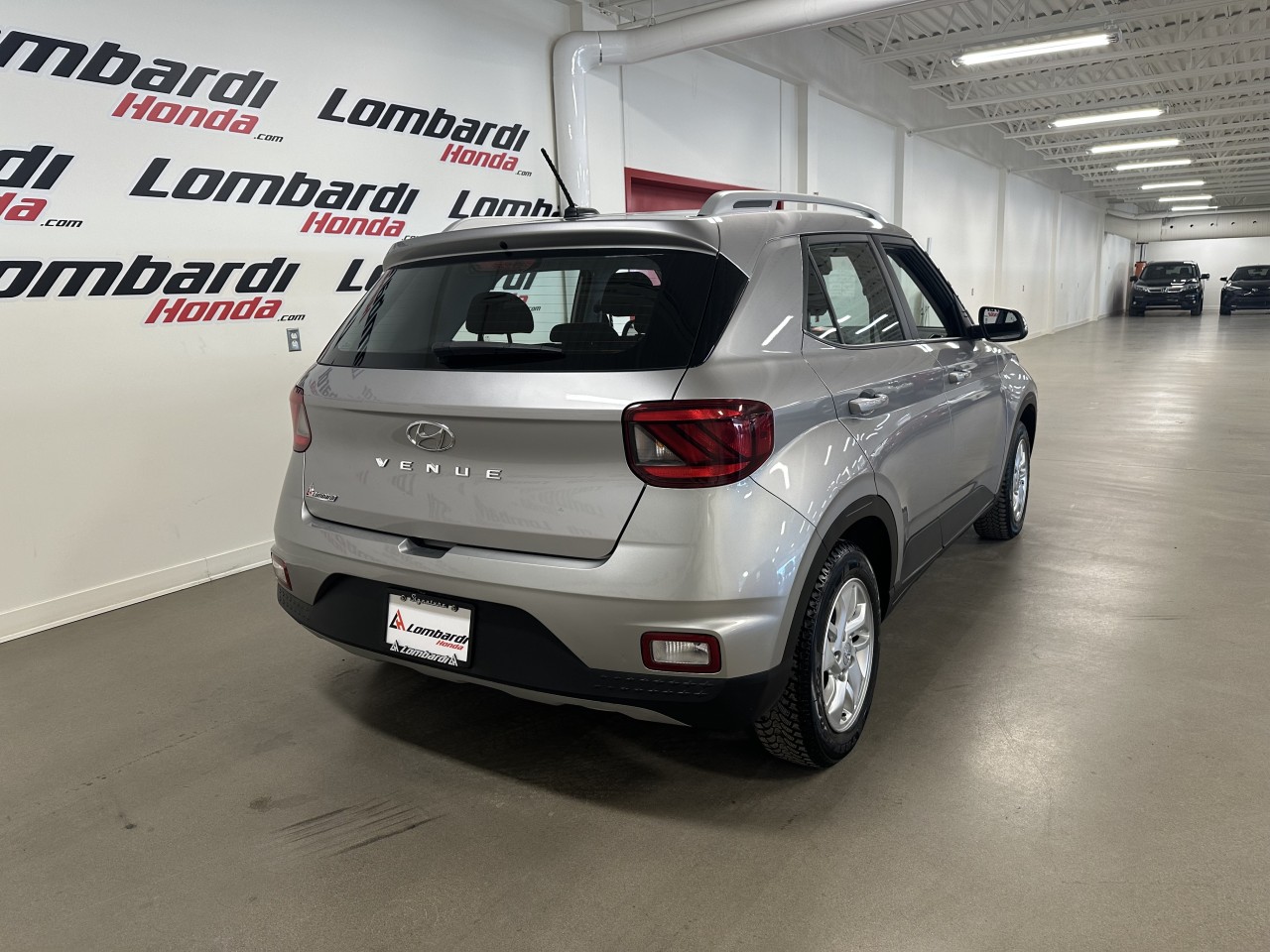 2023 Hyundai Venue - Image 8