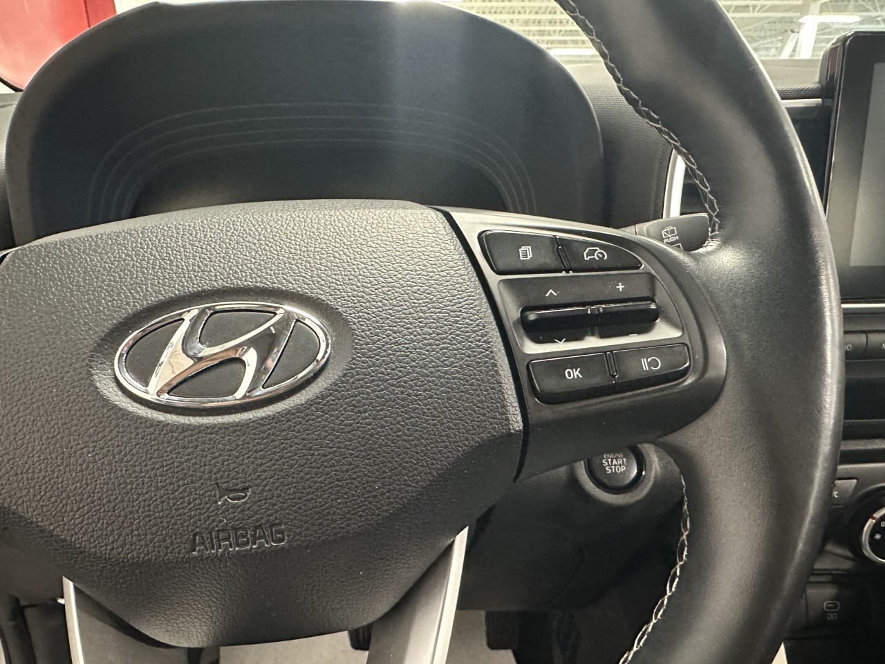 2023 Hyundai Venue - Image 16