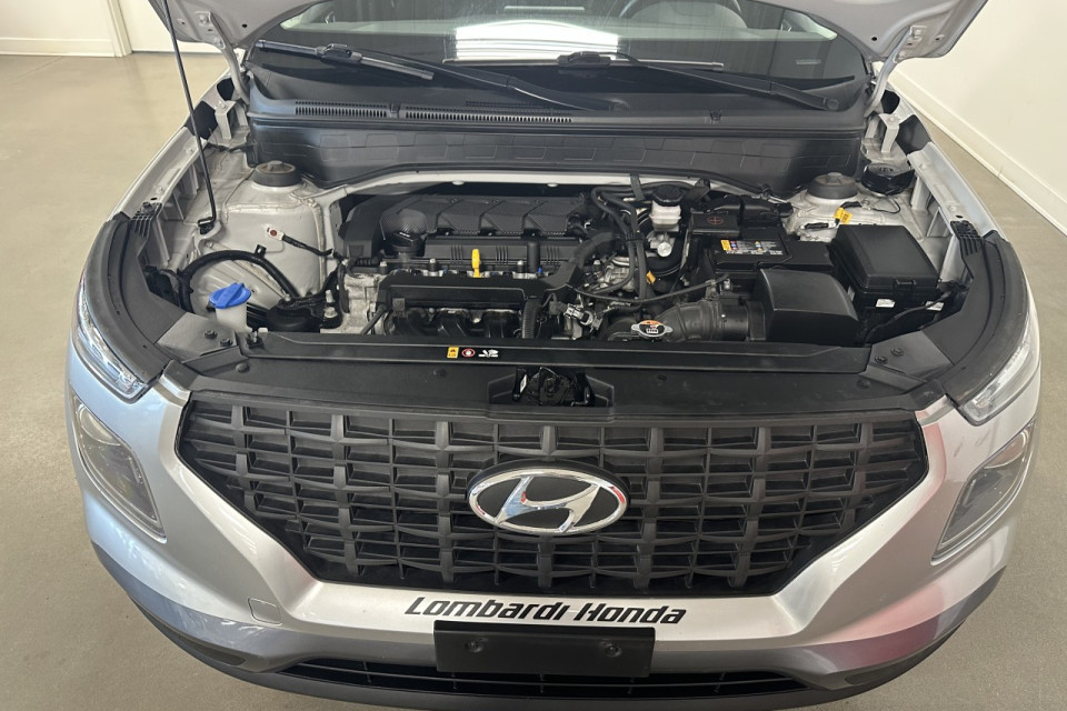 2023 Hyundai Venue - Image 21