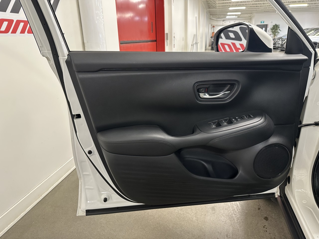 2024 Honda HR-V - Image 11