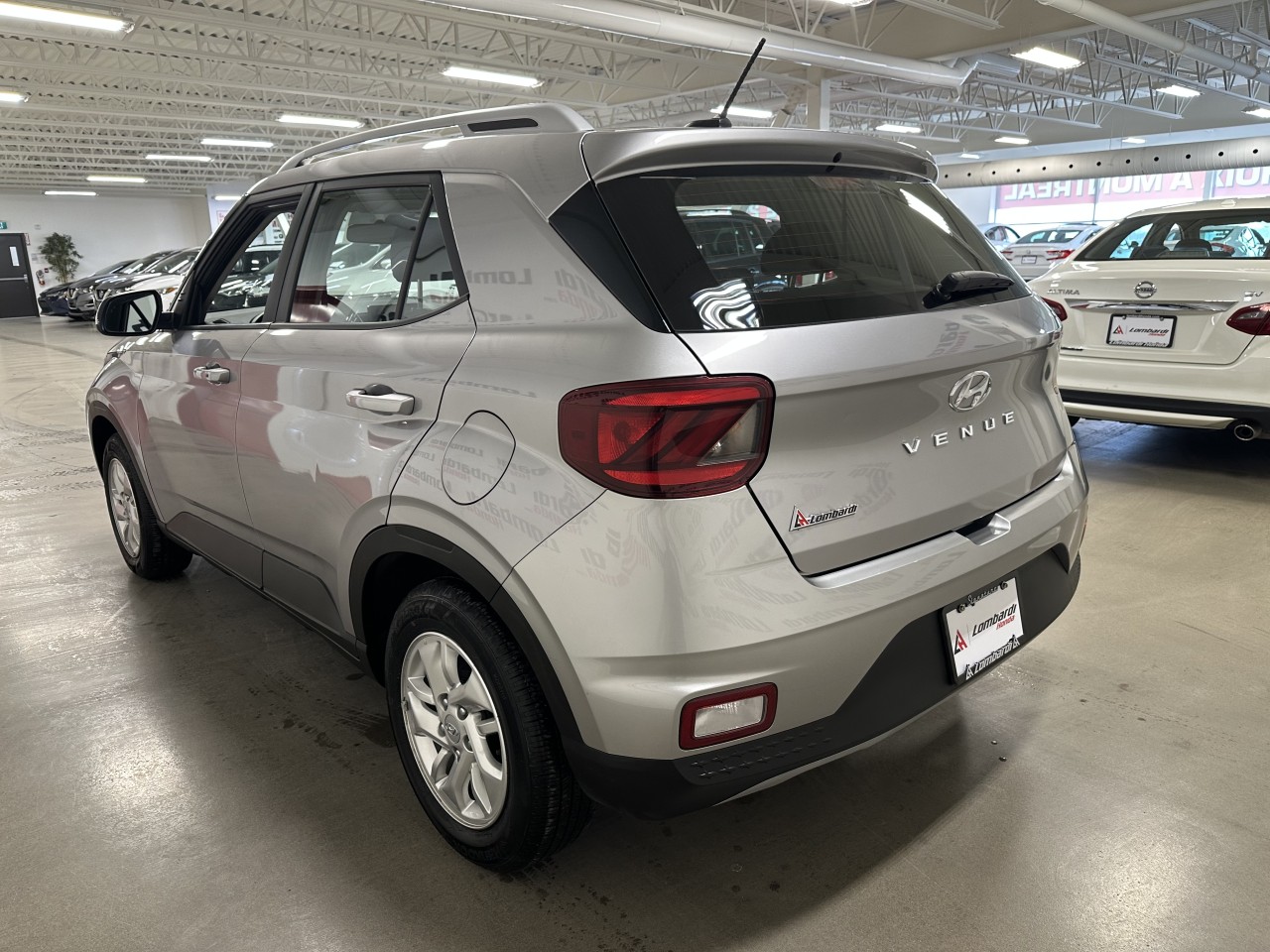 2023 Hyundai Venue - Image 10