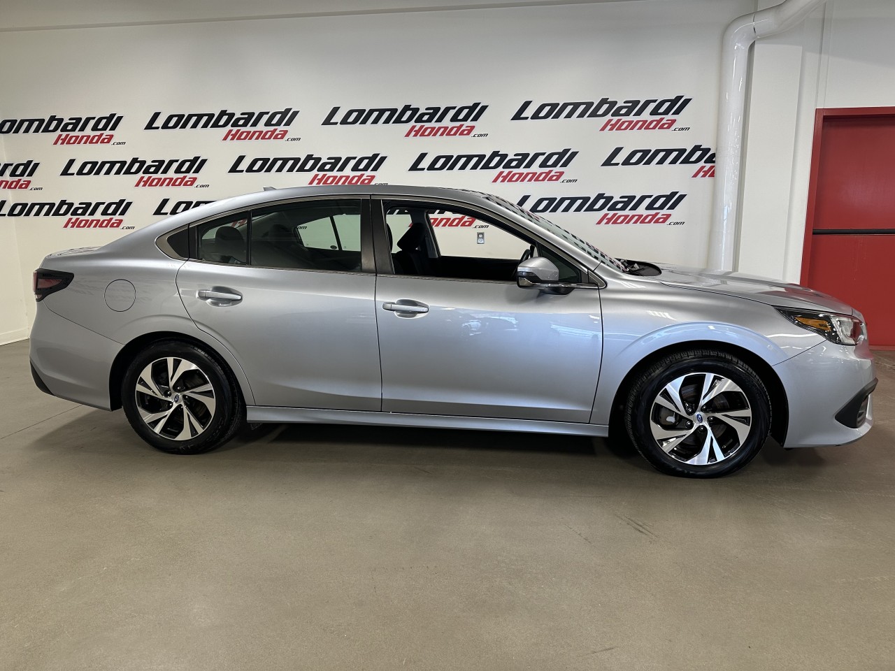 2020 Subaru Legacy - Image 4