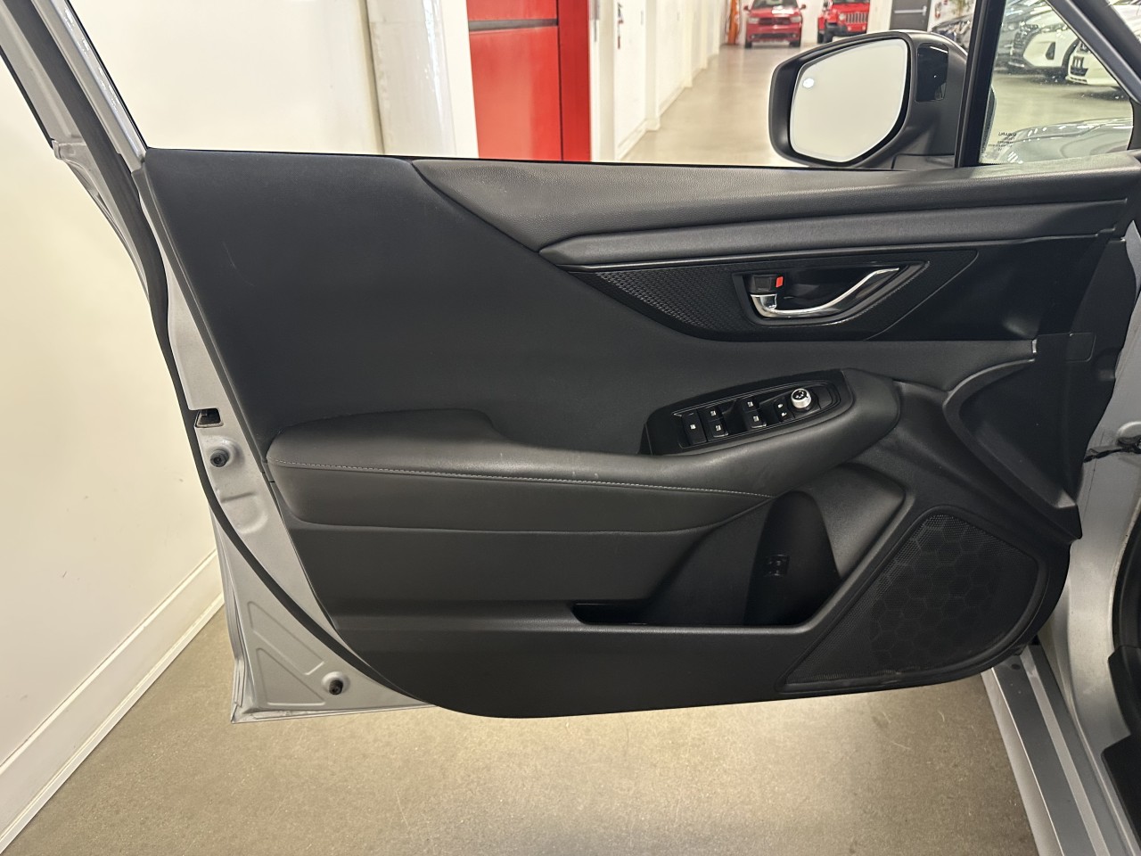 2020 Subaru Legacy - Image 11