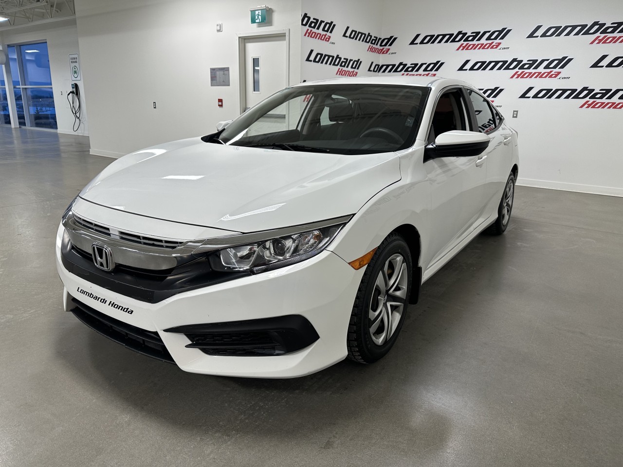 2018 Honda Civic - Image 11