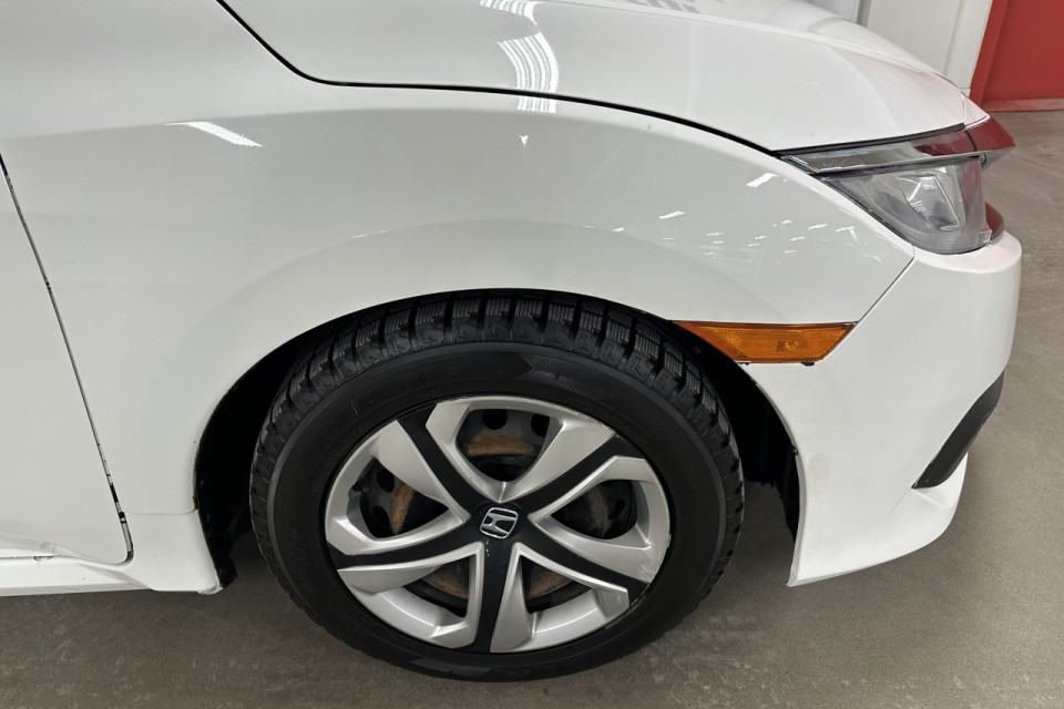 2018 Honda Civic - Image 6