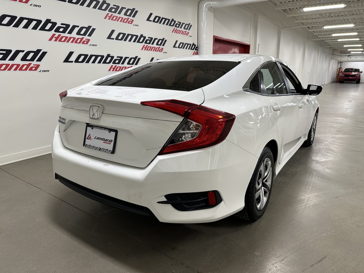 2018 Honda Civic - Image 8