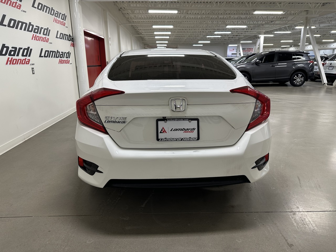 2018 Honda Civic - Image 9