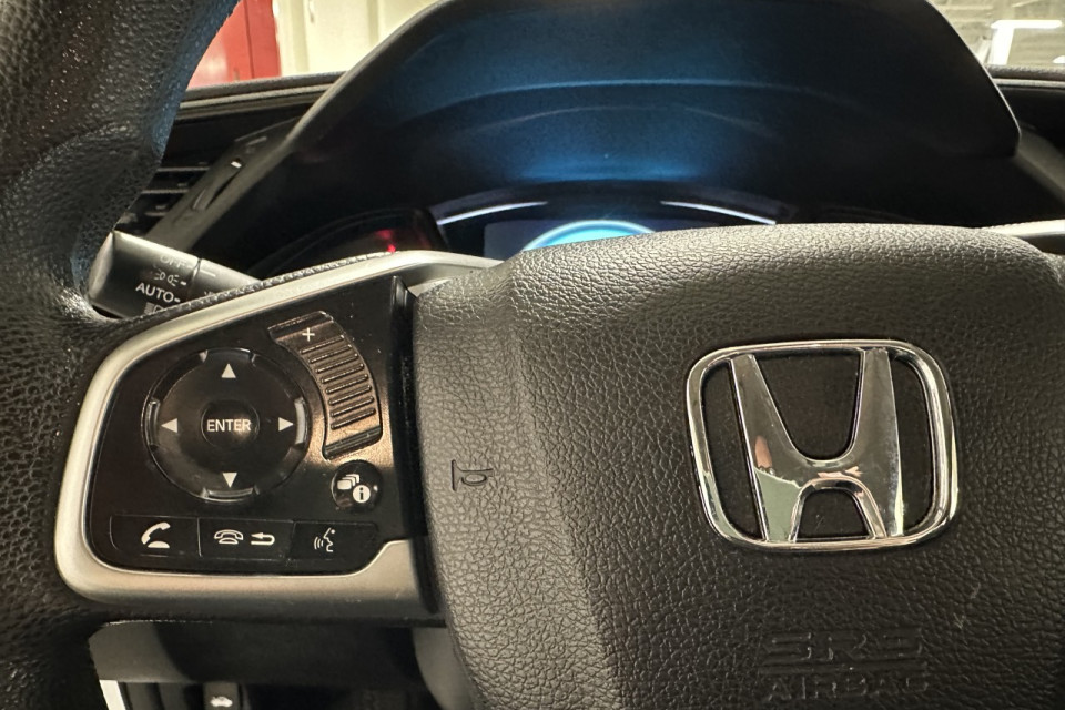 2018 Honda Civic - Image 15